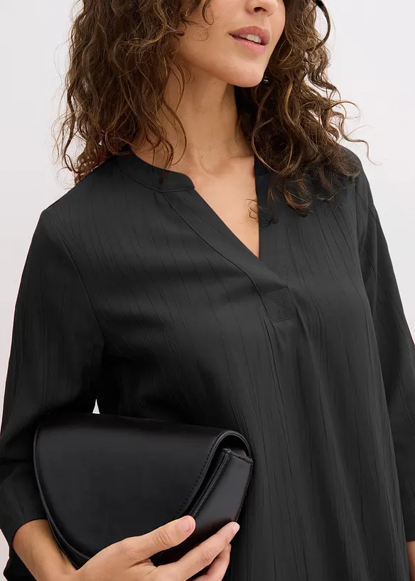 Tunikaklänning i böljande viskosmix med struktur, bonprix