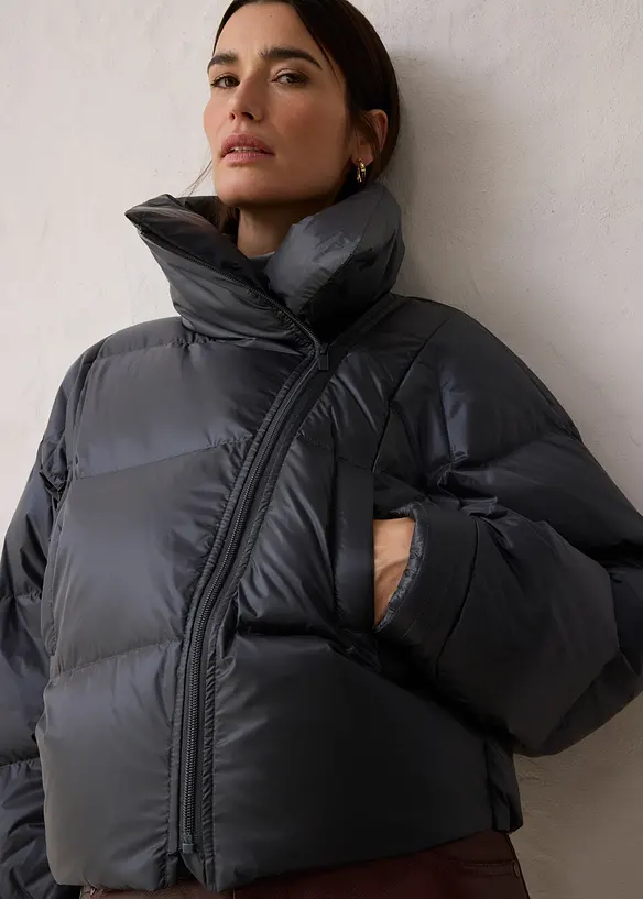 Dunjacka med återvunnet dun, vattenavvisande, bonprix