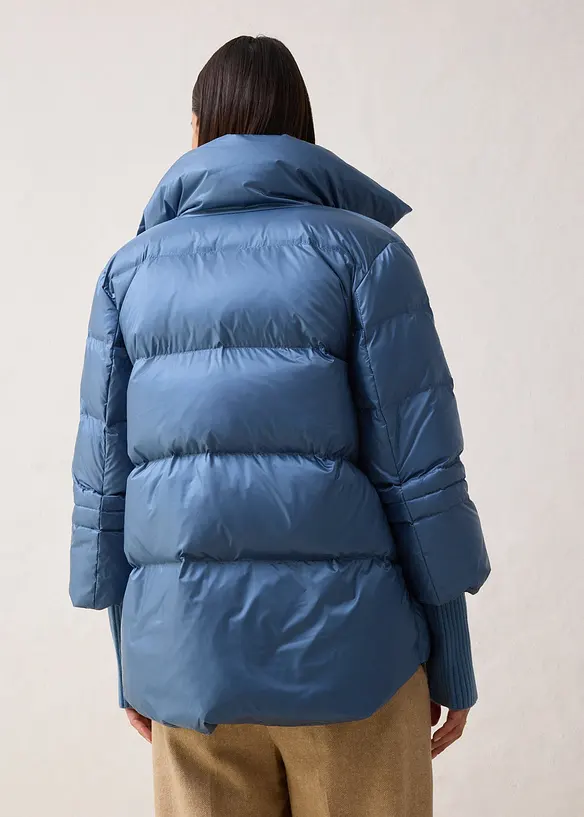 Dunjacka med återvunnet dun och stickade ärmar, bonprix