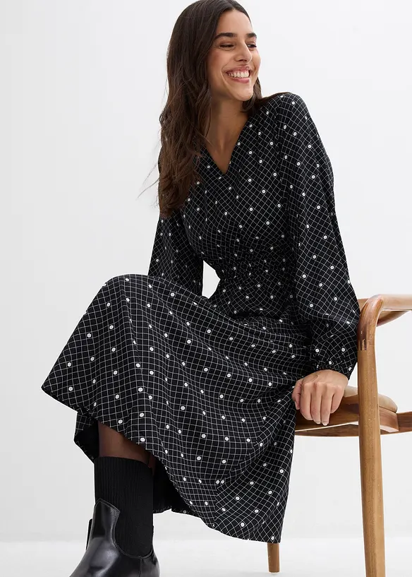 Maxiklänning i följsam viskos, bonprix