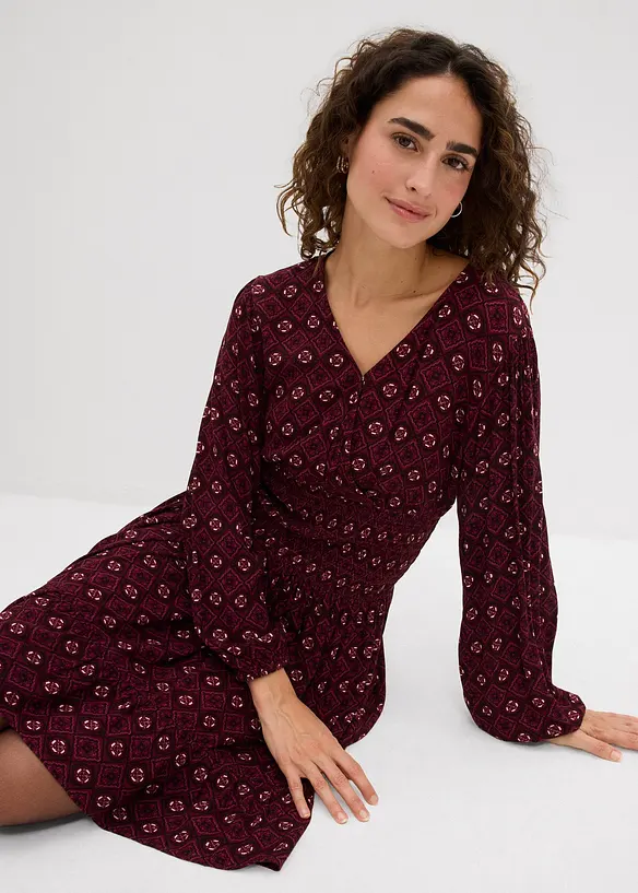 Miniklänning i följsam viskos, bonprix