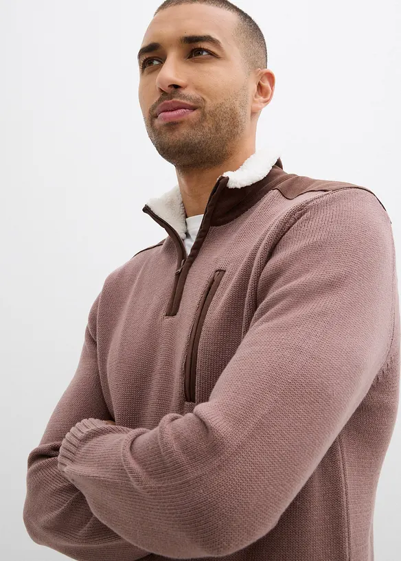 Grovstickad tröja med krage och vävd infällning, bonprix