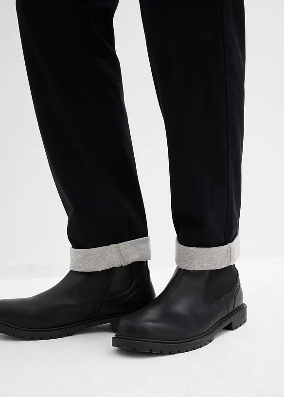 Fodrad dra på-byxa med avsmalnande ben, avslappnad passform, bonprix