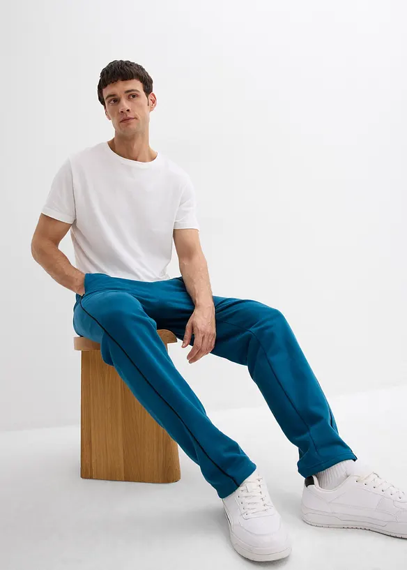 Sweatbyxa med kontrasterande detaljer av ren bomull, bonprix