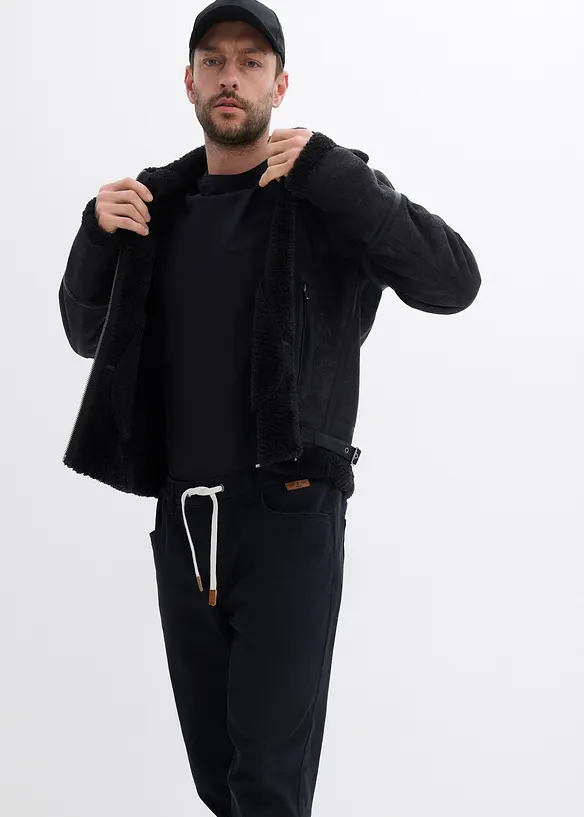 Stretchig dra på-byxa, normal passform, raka ben, bonprix