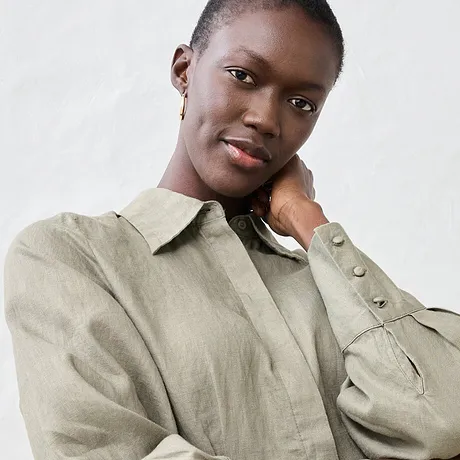 Dam - Insvängd blus i rent linne - new khaki