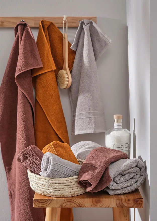 Hem - Handduk med fyrtorn - brun