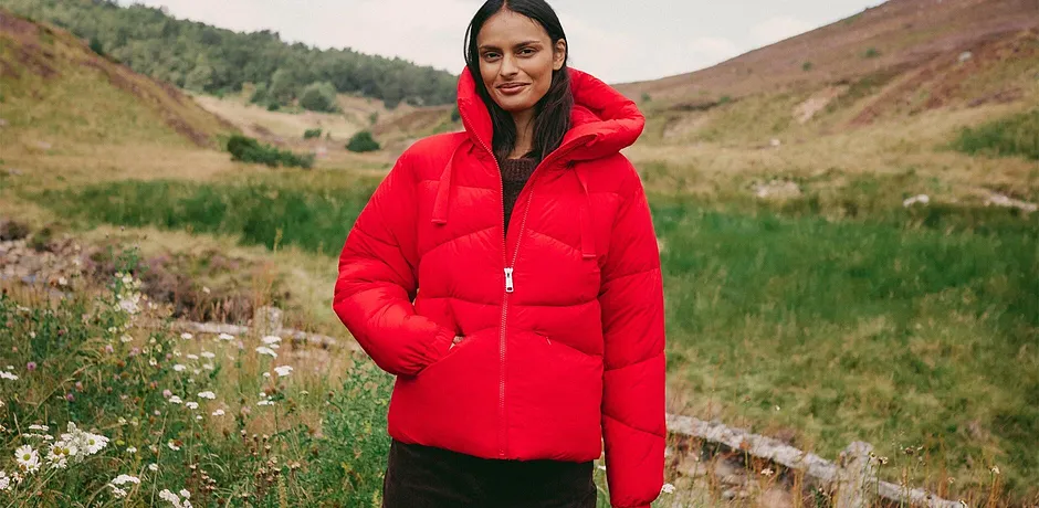 Dam - Vattenavvisande, quiltad jacka - lavaröd