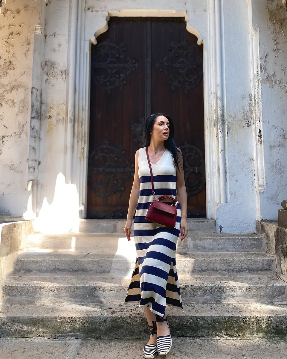 Dam - Kl&auml;der - Kl&auml;nningar