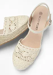 Pumps med kilklack, bonprix