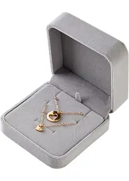 Set med halsband prytt med zirkonstenar (2 delar), bonprix