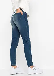 Korta tajta stuprörsjeans med medelhög midja, bonprix