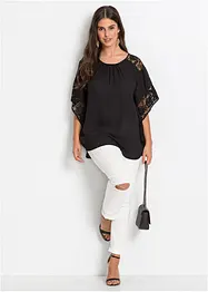 Blus med spetsdetaljer i återvunnen polyester, bonprix