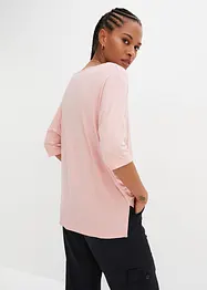 Fyrkantig T-shirt med båtringning i mjuk viskosmix, bonprix