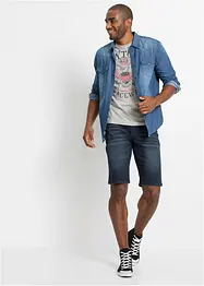 Stretchiga jeansshorts, smal passform, bonprix
