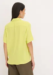 Blus med bröstficka och halvlånga ärmar, bonprix