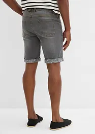 Stretchiga jeansshorts, normal passform, bonprix