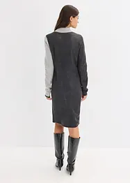 Stickad jacquardklänning med moderna ränder, bonprix