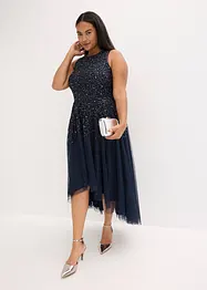 Klänning med paljettbroderi som är längre bak än fram, bonprix