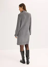 Stickad klänning med knytband i mjuk viskosmix, bonprix