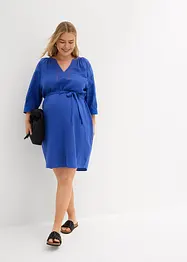 Mammaklänning i bomullsmuslin med hålbroderi, bonprix