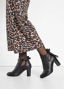 Stövlett med cut-out, bonprix