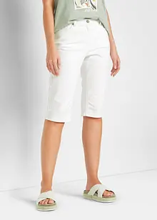 Stretchiga jeansbermudas med uppvikta benslut, bonprix