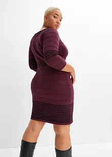 Stickad klänning i mjuk viskosmix, bonprix