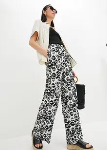 Blus med bröstficka och halvlånga ärmar, bonprix