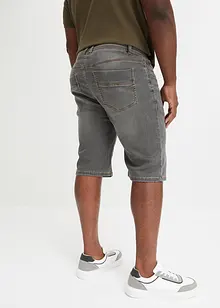 Stretchiga jeansshorts med bekvämt snitt, Regular Fit, bonprix