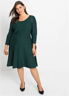 Stickad klänning i följsam viskosmix, bonprix