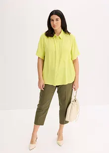 Blus med bröstficka och halvlånga ärmar, bonprix