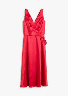 Mellanlång klänning i glansig satin med blomapplikation, bonprix
