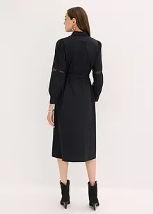 Mellanlång bomullsklänning med spetsinfällning, bonprix