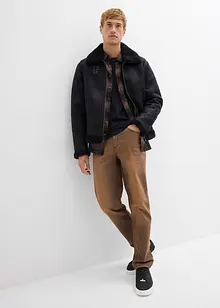 Lätta stretchiga jeans med Classic Fit och skön midja samt Vintage-tvättning, bonprix