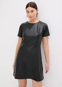 Klänning i skinnimitation, bonprix