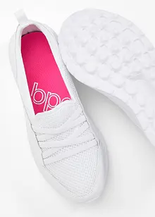 Bekväma slip-on-sneakers med lätt sula, bonprix