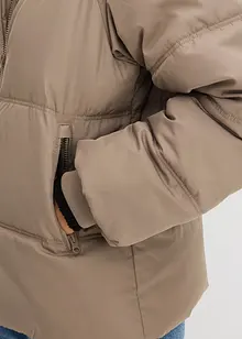 Täckjacka i oversizemodell, bonprix