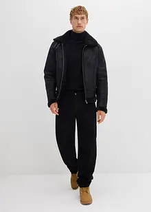 Finstickad polotröja med lyxig merinoull, Slim Fit, bonprix