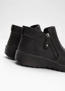 Känga från Skechers, Skechers