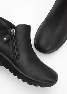 Känga från Skechers, Skechers