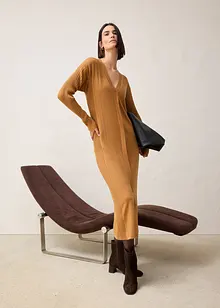 Stickad klänning i merinoull, bonprix