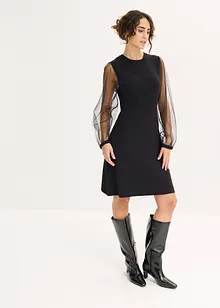 Stickad klänning i följsam viskosmix, bonprix