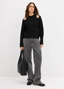 Grovstickad tröja med flätmönster, bonprix