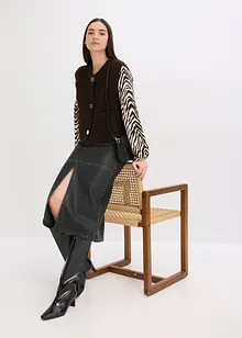 Stickad väst med dekorativa knappar, bonprix