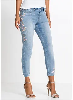 Jeans med broderi, bonprix