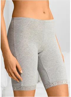 En förmånlig förpackning med boxertrosor med långa ben i ett mjukt material, bonprix