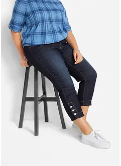 Korta jeans med medelhög midja, smal passform, bonprix