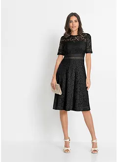 Spetsklänning med virkad infällning, bonprix