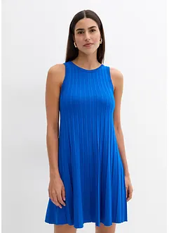 Stickad klänning med A-linje av viskosmix, bonprix